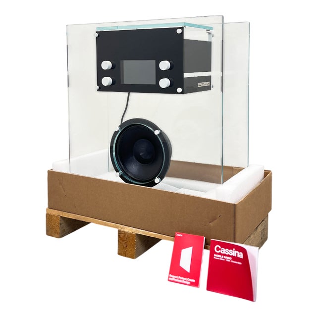 842 Crystal Radio by Vico Magistretti for Cassina, 2010s For Sale