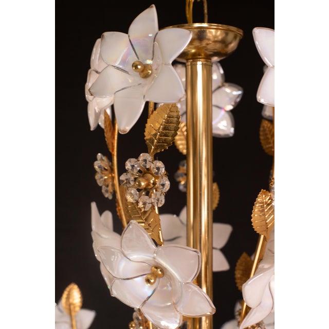 Large Vintage Murano Glass Chandelier White Flowers, 1970 For Sale - Image 6 of 12