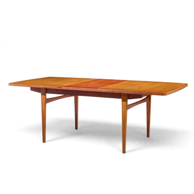 Kurt Østervig Style Mid Century Danish Rosewood Expanding Hidden Leaf Dining Table With 2 Leaves For Sale - Image 11 of 13