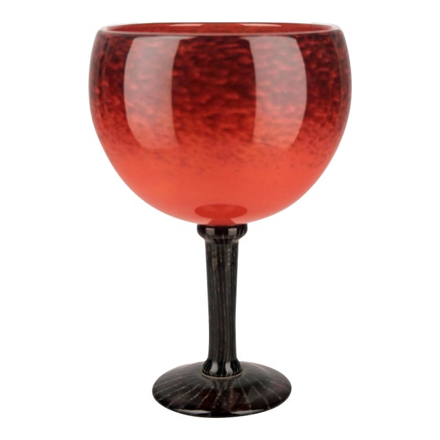 Early 20th Century Art Déco French Art Glass Footed Vase by German Artist Charles Schneider For Sale