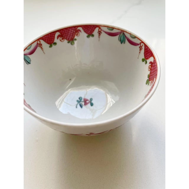 Antique Porcelain 18th Century English Floral Sipper Handleless Tea Cup For Sale - Image 4 of 8