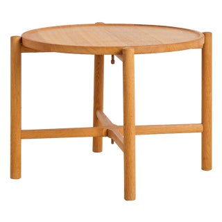 AT35 / PP35 Tray Coffee Table in Oak by Hans J. Wegner for PP Møbler, 1970s For Sale