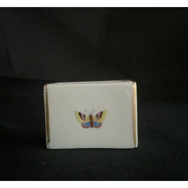 Herend Herend Rothschild 1930s Bird/Butterfly Matchbox Cover - Discontinued - For Sale - Image 4 of 6