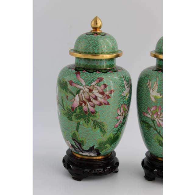 VTG Pair of Chinese Cloisonne Urn Vases in Gorgeous Green For Sale - Image 9 of 10