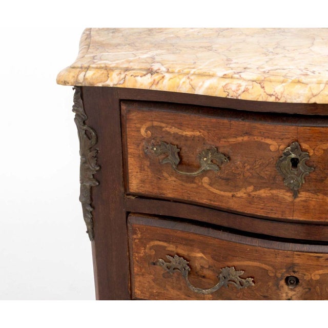 Louis XV Style Marble Top Mahogany Chest of Drawer For Sale In New York - Image 6 of 9