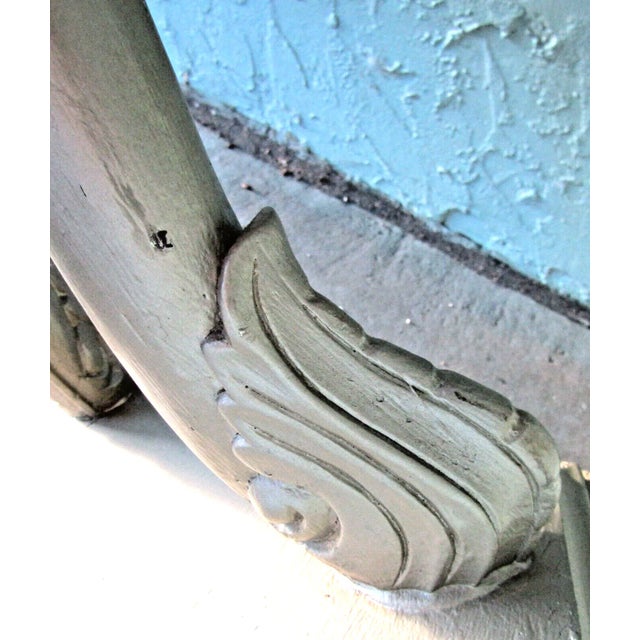 Wood 1950s Hollywood Regency Three Swan Legged Round Wooden Pewter Painted Side Table For Sale - Image 7 of 10