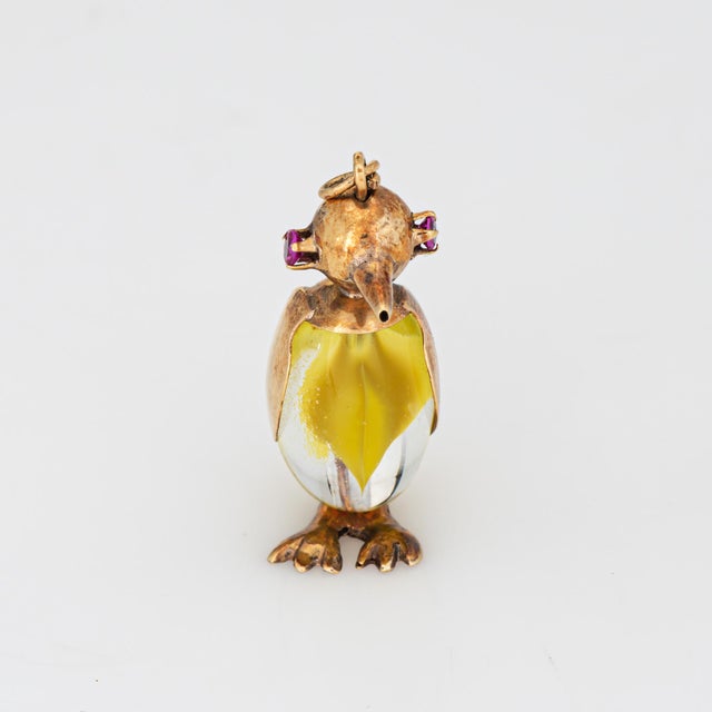 70s Vintage Penguin Pendant 14k Yellow Gold Charm Estate Bird Jewelry For Sale - Image 4 of 7