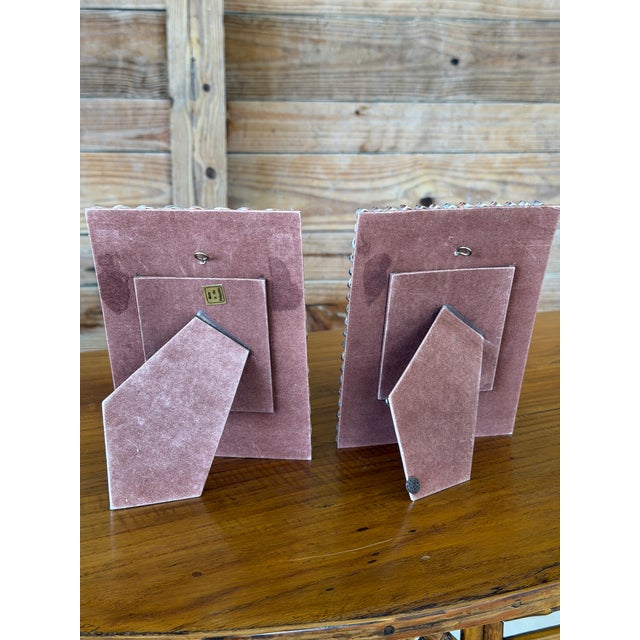 Pair of Vintage Coastal Shell Encrusted Picture Frames For Sale - Image 10 of 12