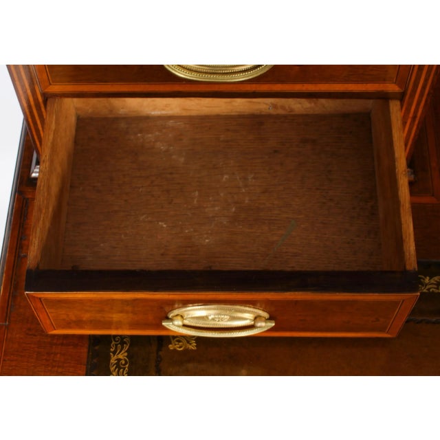 19th Century Victorian Inlaid Mahogany Pedestal Desk For Sale - Image 15 of 18