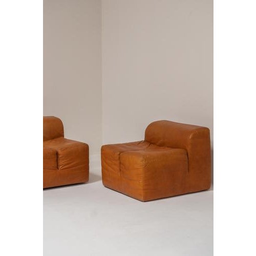 Ipercubo Lounge Chairs in Cognac Leather by Jonathan De Pas, Italy, 1970s, Set of 3 For Sale - Image 3 of 15