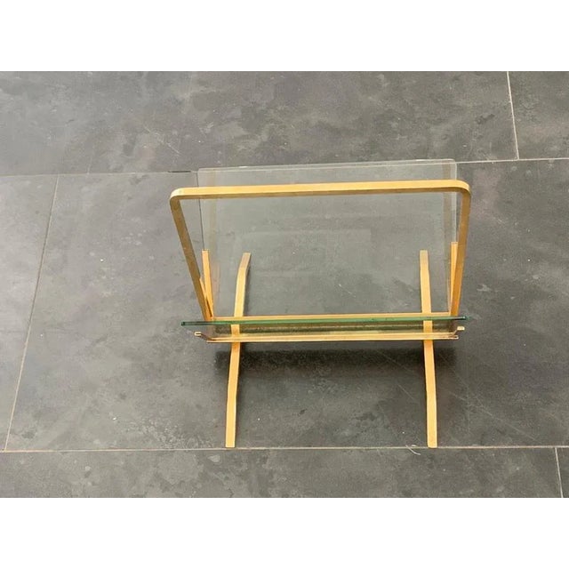 Brass and Glass Magazine Rack, Italy, 1960s, in Very Good conditions. Designed 1960 to 1969