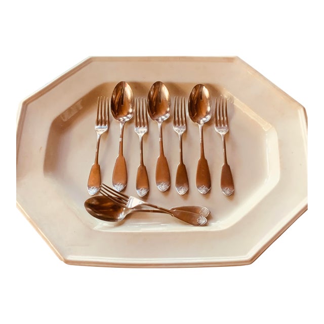 1884 French Pattern Rogers American Silverplate Flatware Set For Sale