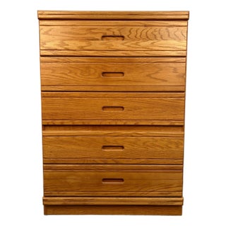 Late 20th Century Post-Modern Rounded Edge Honey Oak Five Drawer Highboy Dresser For Sale
