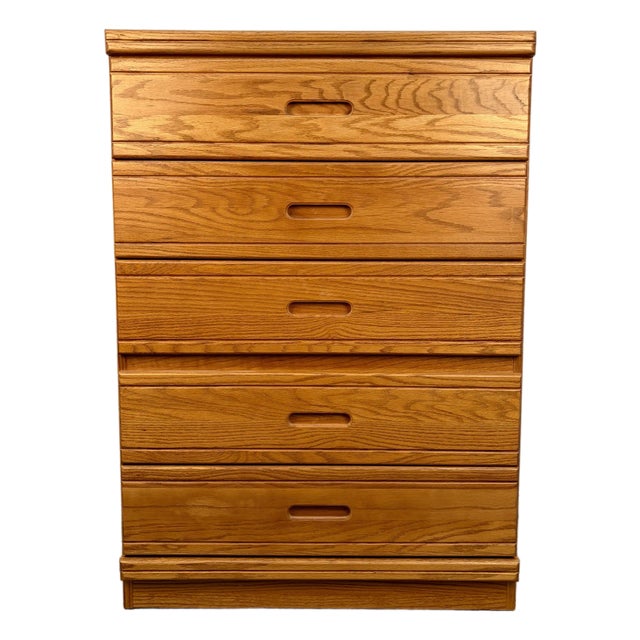 Late 20th Century Post-Modern Rounded Edge Honey Oak Five Drawer Highboy Dresser For Sale