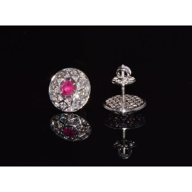 Early 21st Century Certified Natural 1.6cts vs F Diamond Ruby 18k Solid Gold Geometric Disc Earrings, A Pair For Sale - Image 5 of 13