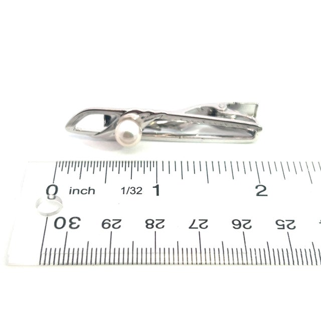1990s Mikimoto Estate Akoya Pearl Mens Tie Clip Silver 7.15 mm For Sale In New York - Image 6 of 6