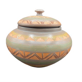 Vintage Navajo Incised Lidded Pot For Sale