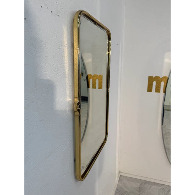 1970s Italian Rectangular Brass Wall Mirror With Rounded Corners, 1970s For Sale - Image 5 of 6