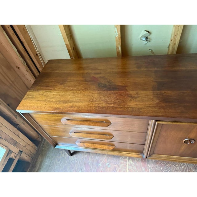 Mid Century Modern Walnut 74” Dresser by Bassett For Sale In Washington DC - Image 6 of 18