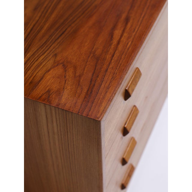 Chest of Drawers in Teak by Børge Mogensen for Søborg Møbelfabrik, 1950s For Sale - Image 10 of 17