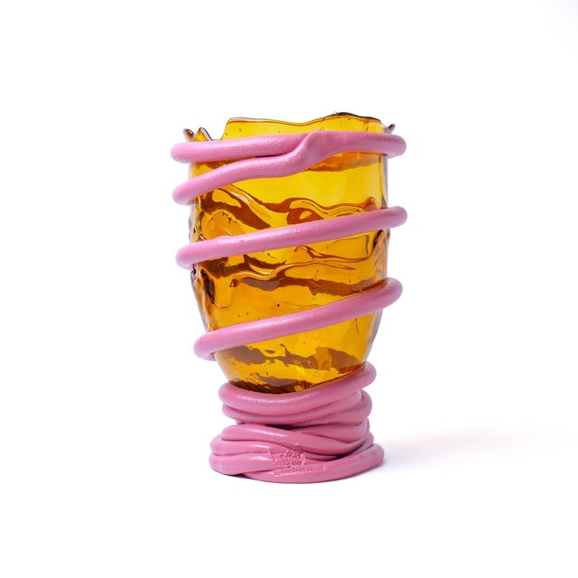 This piece will be manufactured after receiving the order, keeping the model’s references, its colours and dimensions. All...