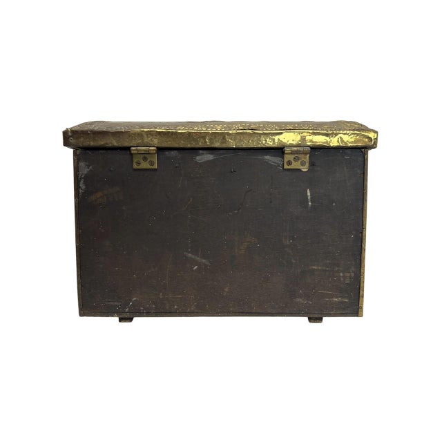1920s Ornament Embossed Brass Log Box with Nautical Scene, 1920s For Sale - Image 5 of 10