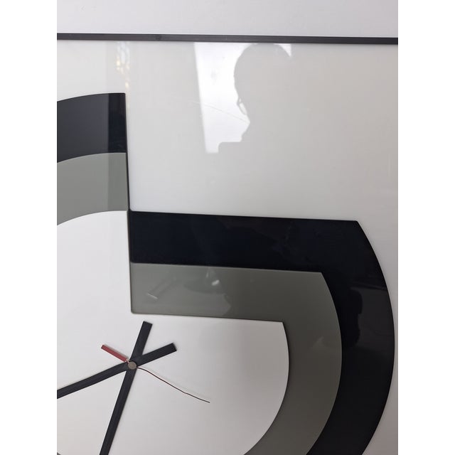 Plastic Vintage Wall Clock in Acrylic Glass, 1970s For Sale - Image 7 of 9
