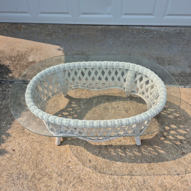 Victorian Late 20th Century Vintage White Wicker Oval Coffee Table W/ Glass Top For Sale - Image 3 of 6