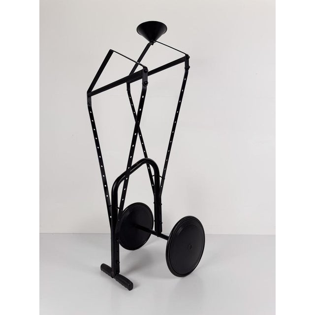 1980s Italian Postmodern Valet Stand on Wheels in Enameled Iron, 1980s For Sale - Image 5 of 18