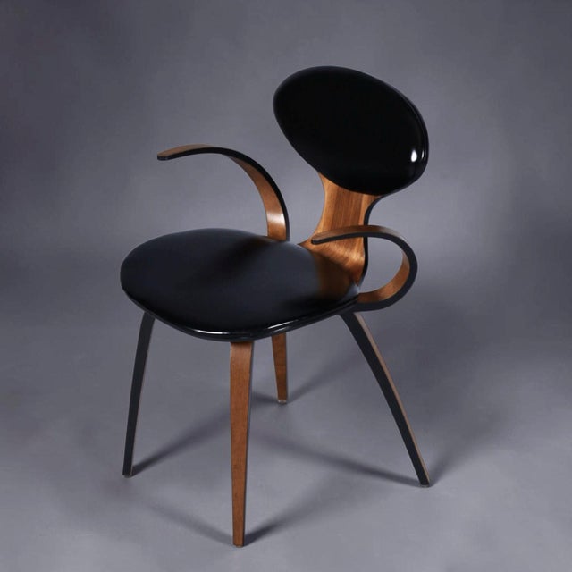 Brown Norman Cherner Style Sculpted Bent Plywood Armchair With Black Cushions For Sale - Image 8 of 13