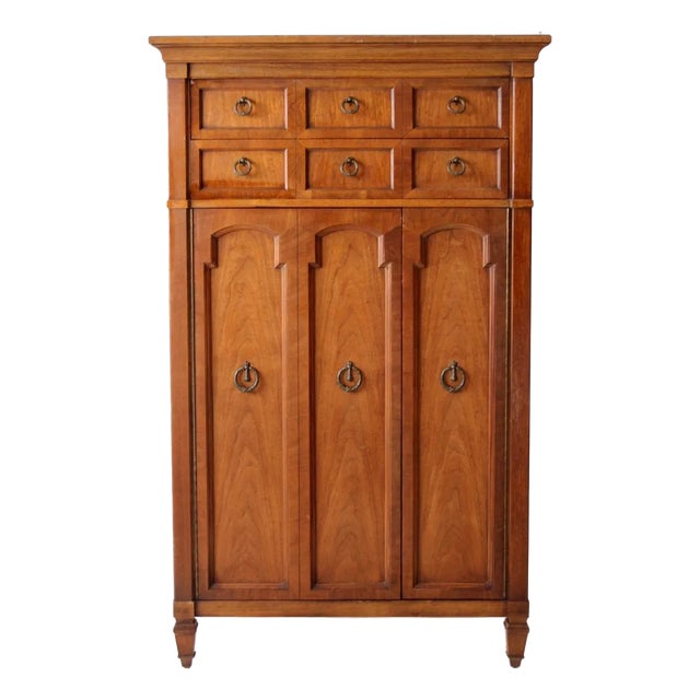 Vintage Thomasville Chest of Drawers For Sale