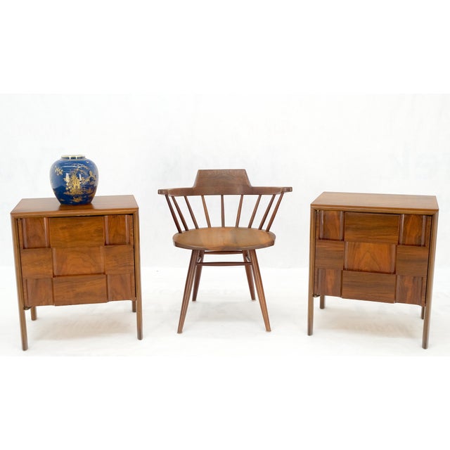 Edmond J. Spence Pair Swedish Walnut Birch Int Block Front Door End Side Tables Night Stands Mint For Sale - Image 4 of 13