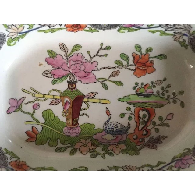 1820s English Regency Mason's Ironstone Deep Serving Dish For Sale In New York - Image 6 of 11