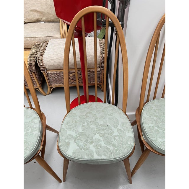 Blonde High Hoop Dining Chairs from Ercol, 1970s, Set of 4 For Sale - Image 11 of 12