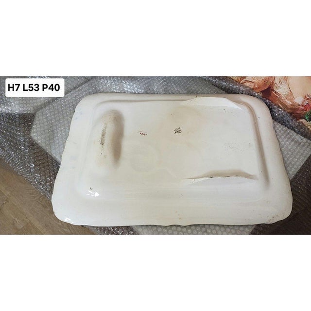Rectangular Platter with Scalloped Edges in Cream-Glazed Earthenware from Minton For Sale - Image 5 of 6