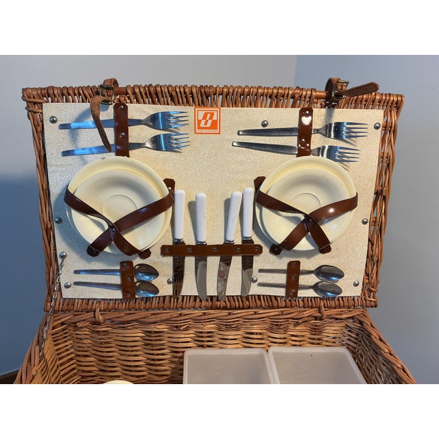 Mid-Century Modern Vintage Blinton England Wicker Picnic Basket – Complete Service for Four For Sale - Image 3 of 17