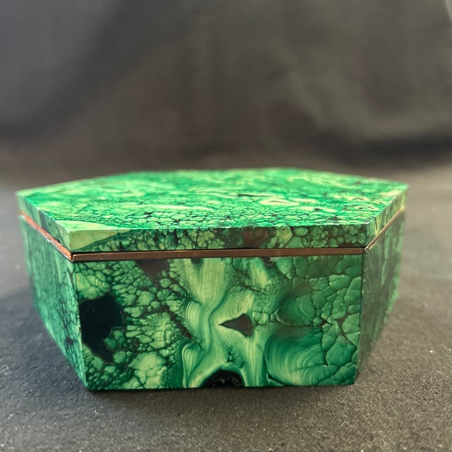 Mid 20th Century Malachite Lidded Hexagonal Accessories Box For Sale - Image 5 of 10