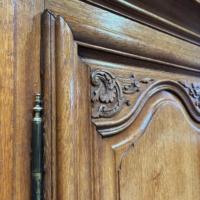 Antique Louis Seize Hall Cupboard, France, 18th Century For Sale - Image 11 of 18