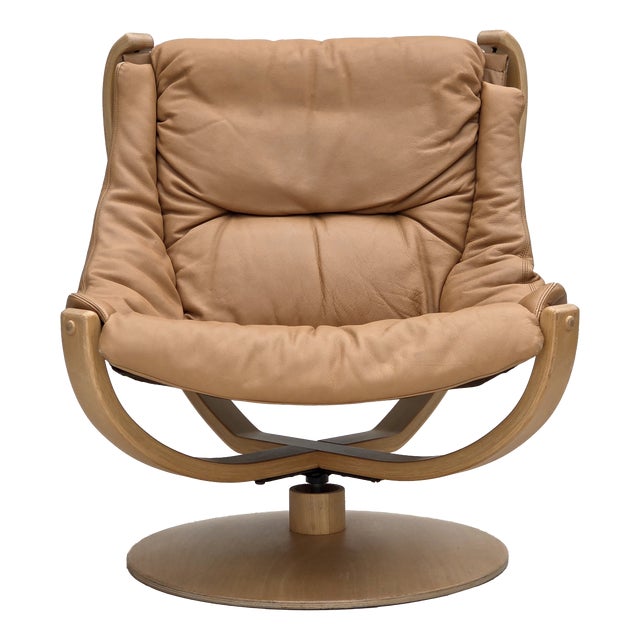 Scandinavian Swivel Armchair in Leather and Bentwood, 1980s For Sale
