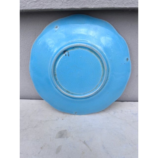 De Sarreguemines French Majolica Bird Swallow Plate Sarreguemines, Circa 1880 For Sale - Image 4 of 4