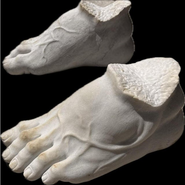 Italian Artist, Classical Greek Style Feet Sculptures, 20th Century, Marble, Set of 2 For Sale - Image 3 of 7