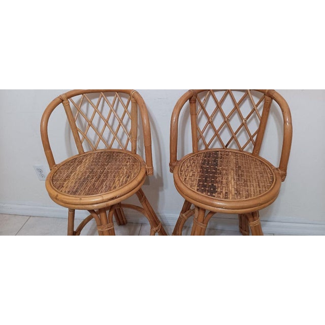 1980s Bamboo Wicker Rattan Swivel Barstool Beige Set of 2 For Sale In Naples, FL - Image 6 of 6