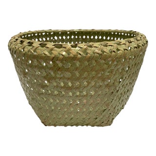 Vintage Open Weave Unusual Rustic Vintage Storage and Décor Basket For Sale