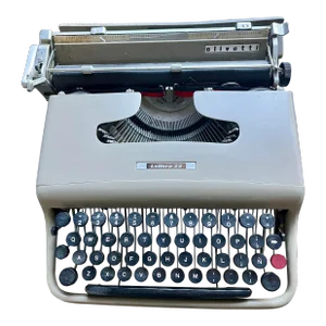 Vintage Olivetti Manual Portable Typewriter Lettera 22 in Almond Brown
