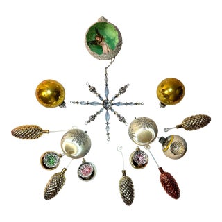 Beautiful Vintage Neiman Marcus Snowflake, Assorted Christmas Ornaments Set of 15 For Sale