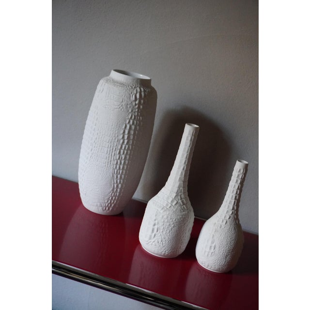 Vintage German Vase in Biscuit Porcelain from AK Kaiser, 1960s For Sale - Image 10 of 13