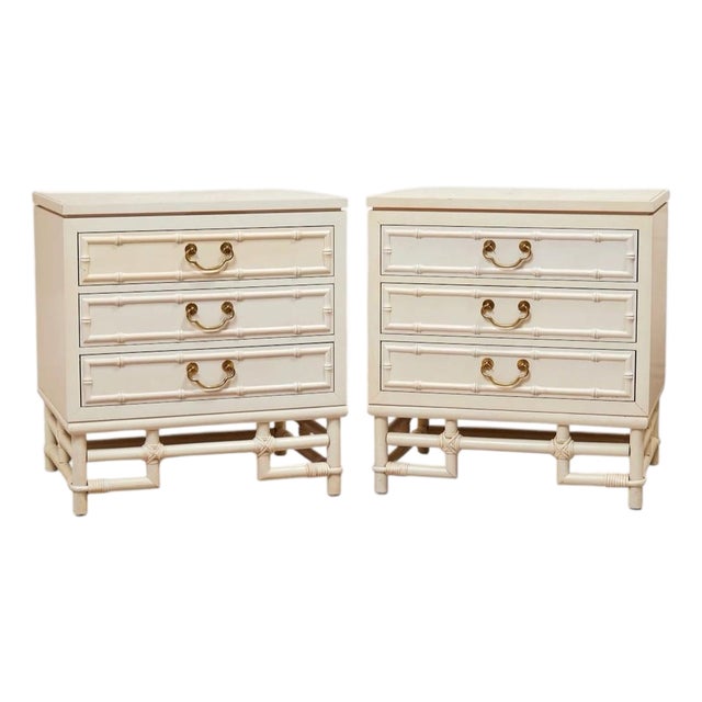 Mid 20th Century Pair of Hollywood Regency Nightstands For Sale