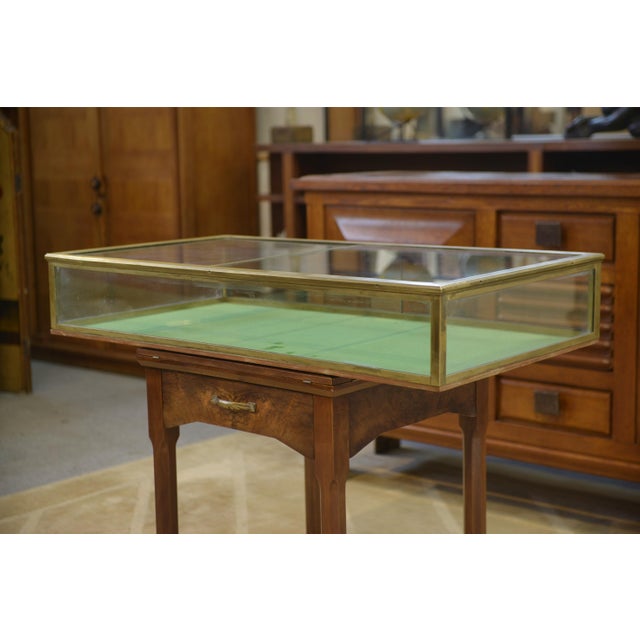 Gold Brass and Glass Jeweller's Display Case, 1930s For Sale - Image 8 of 8