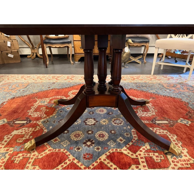 1940s 1940s Beacon Hill Mahogany Single Pedestal Dining Table on Brass Castors For Sale - Image 5 of 12