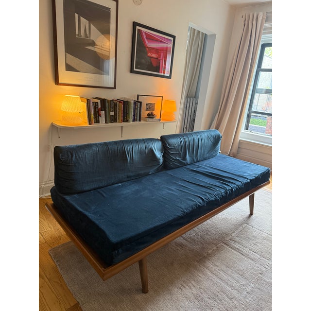 Mid-Century Danish Modern Daybed With Bentwood Back and Navy Velvet Cushions, 1960s For Sale - Image 4 of 9